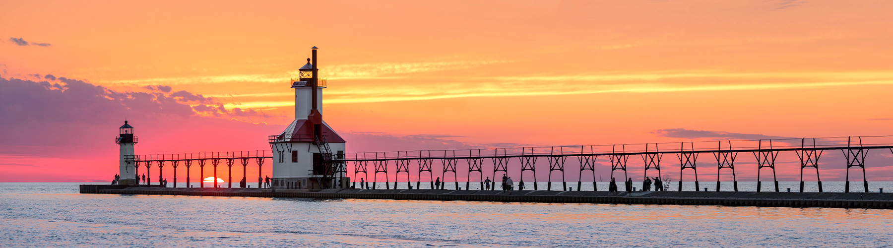 saint joseph michigan pier at sinset